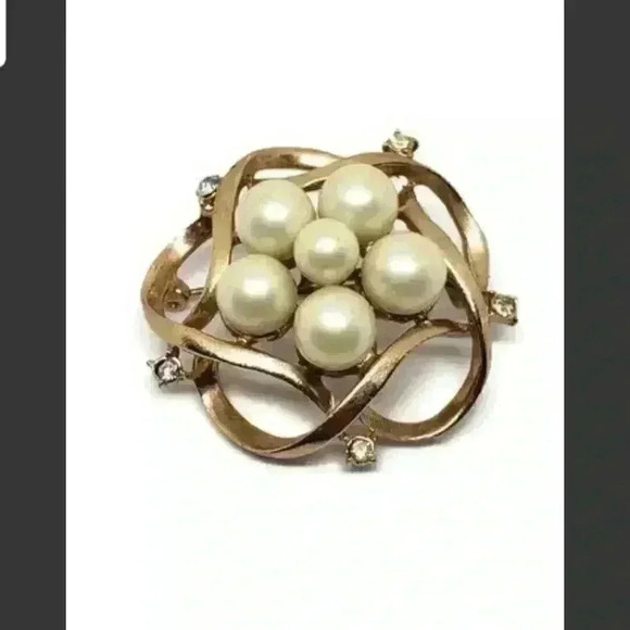 Vintage Brooch 14 Kt Gold Filled Faux Pearl Rhinestone Poss Unsigned Trifari - Picture 6 of 6